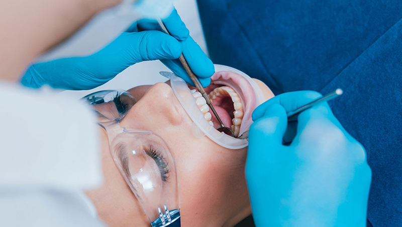 The difference between a dentist and an oral surgeon