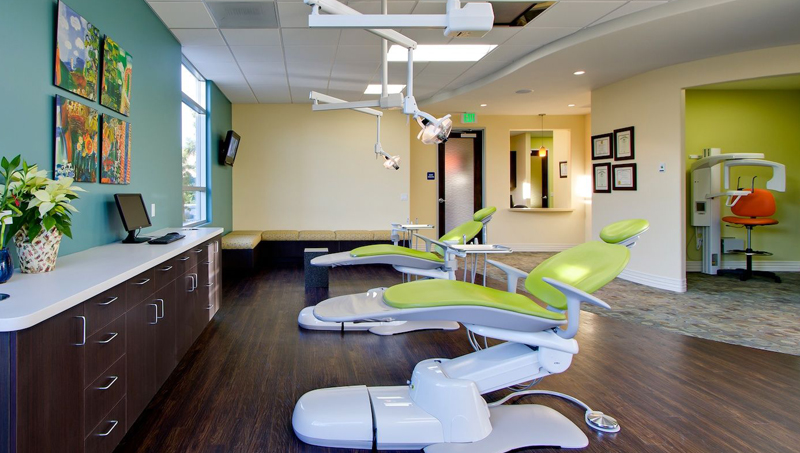 Are you looking for the best Dental Clinic in Surat? West Coast can be the Best Choice!