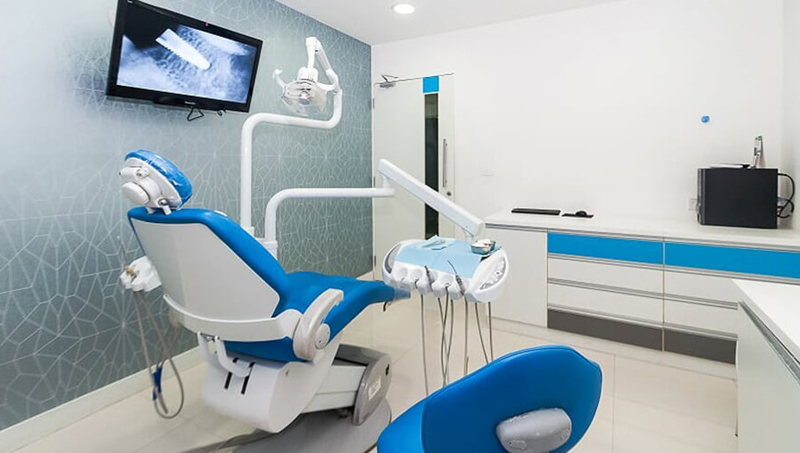 Highly Recommended Dentist in Vesu - Dr. Mayank Bachkaniwala