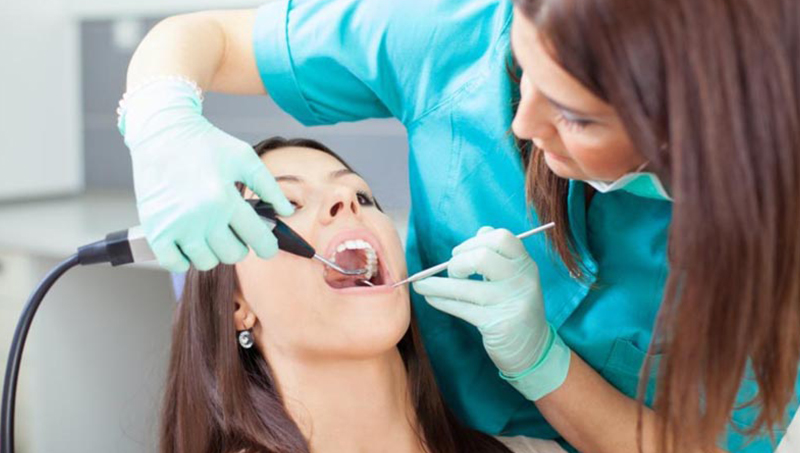 Are you trying to discover the top dentist in Surat? Dr. Mayank Bachkaniwala could be your best option!